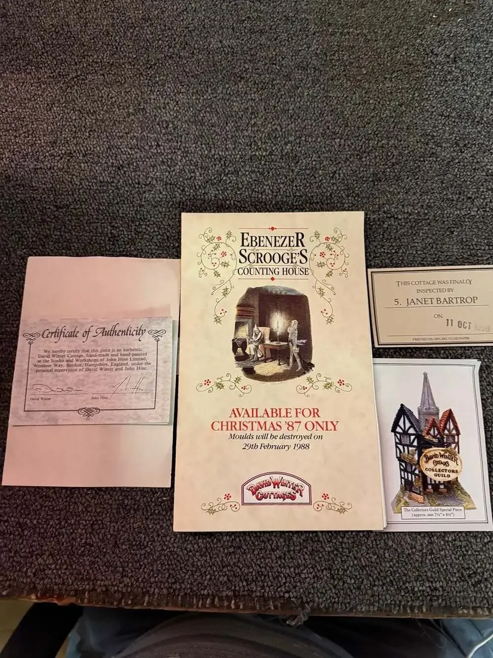 David Winter Cottages Ebenezer Scrooge's Counting House Special Christmas 1987 F